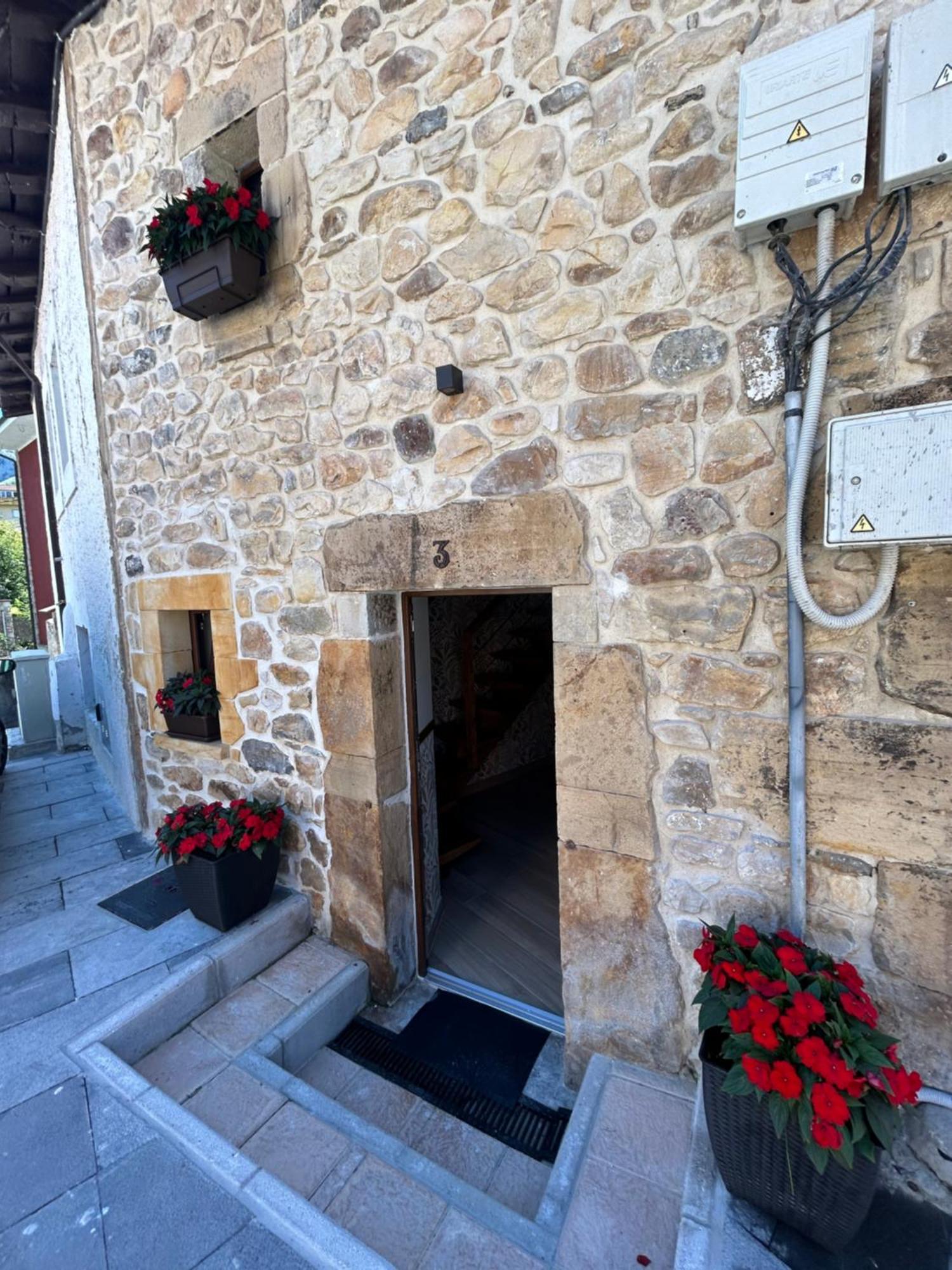 ארנאס דה קבראלס Apartamentos San Roque מראה חיצוני תמונה